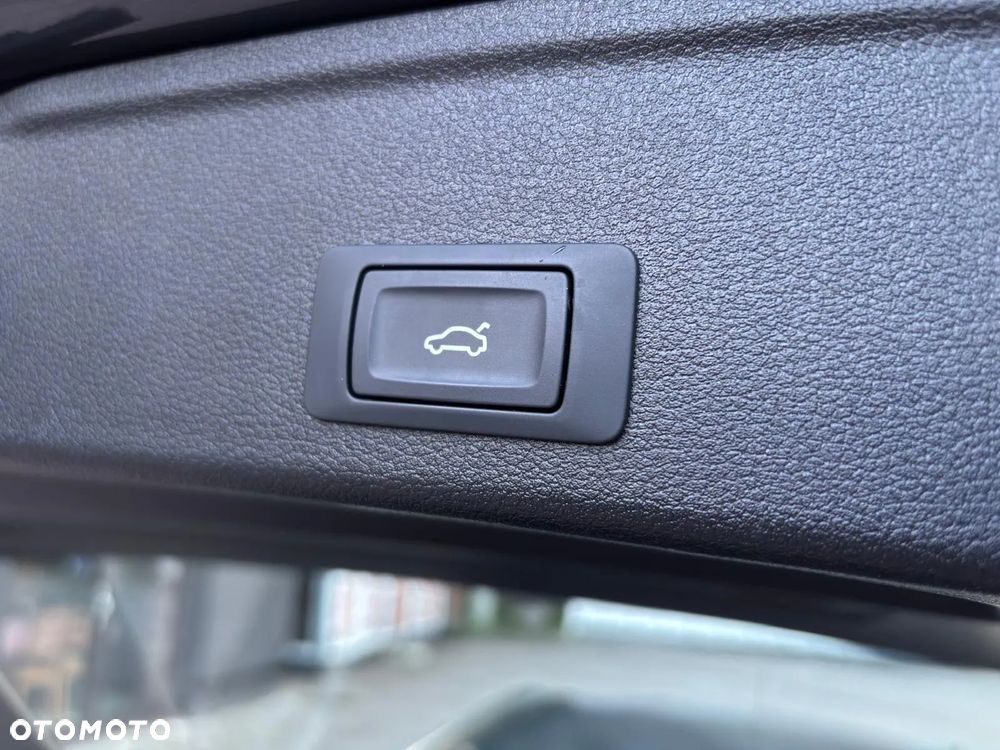 Audi A4 Avant 30 TDI S tronic advanced - 34