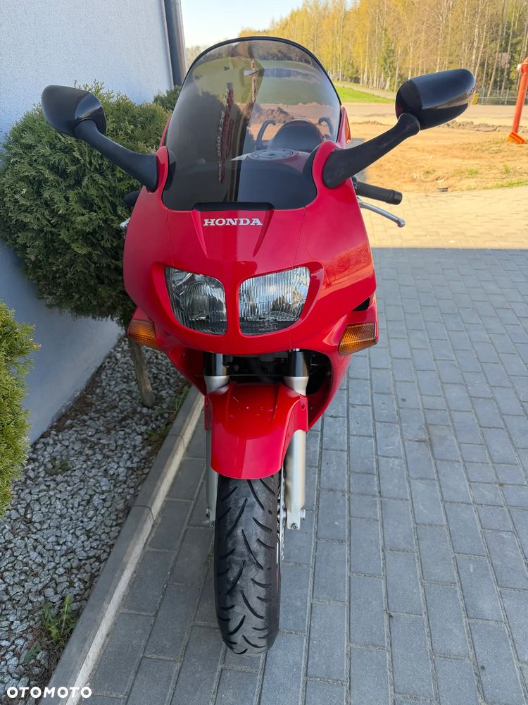 Honda VFR - 39