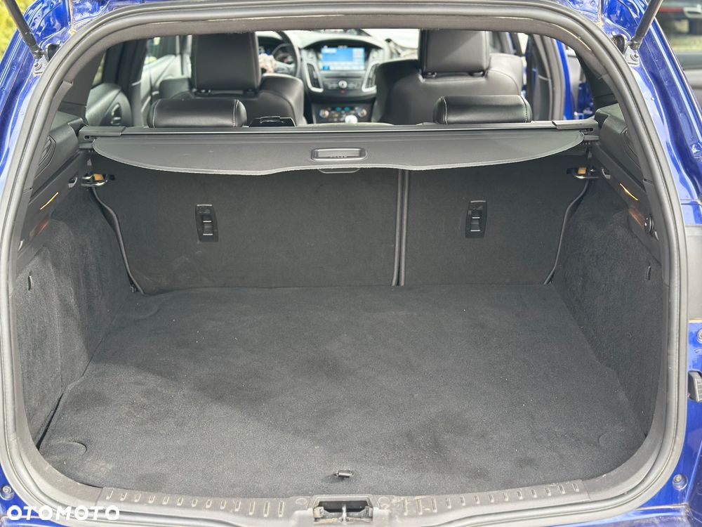 Ford Focus 2.0 EcoBoost ST mit Leder-Sport-Paket - 35