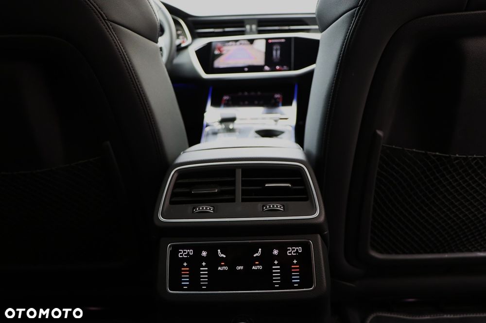 Audi A6 Avant - 33