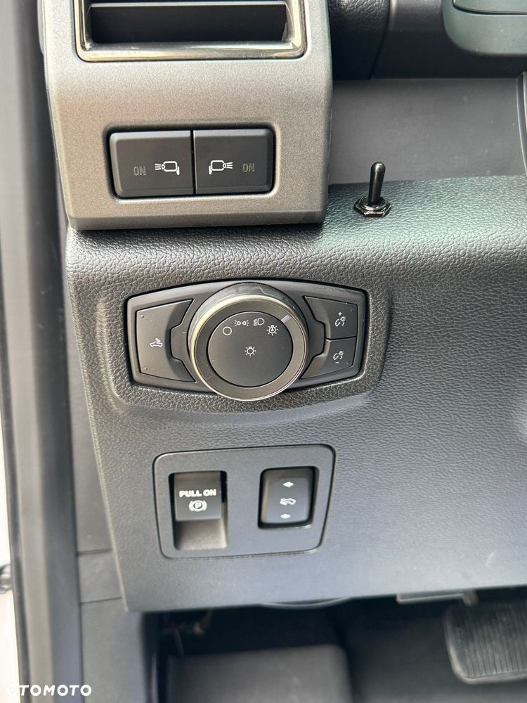 Ford F150 - 16