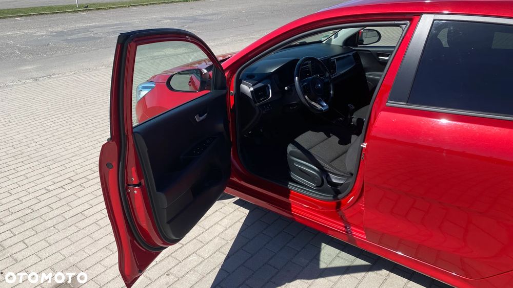 Kia Rio 1.0 T-GDI 100 Dream-Team Edition - 10
