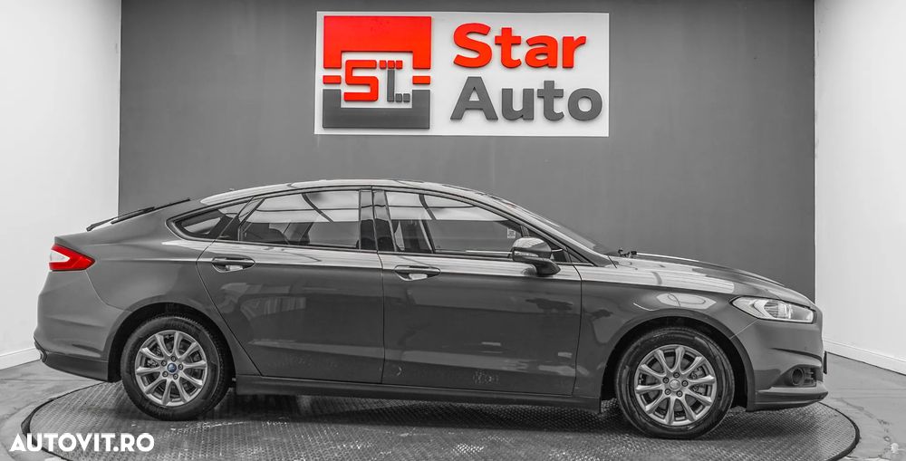 Ford Mondeo 2.0 TDCi Powershift Business - 11
