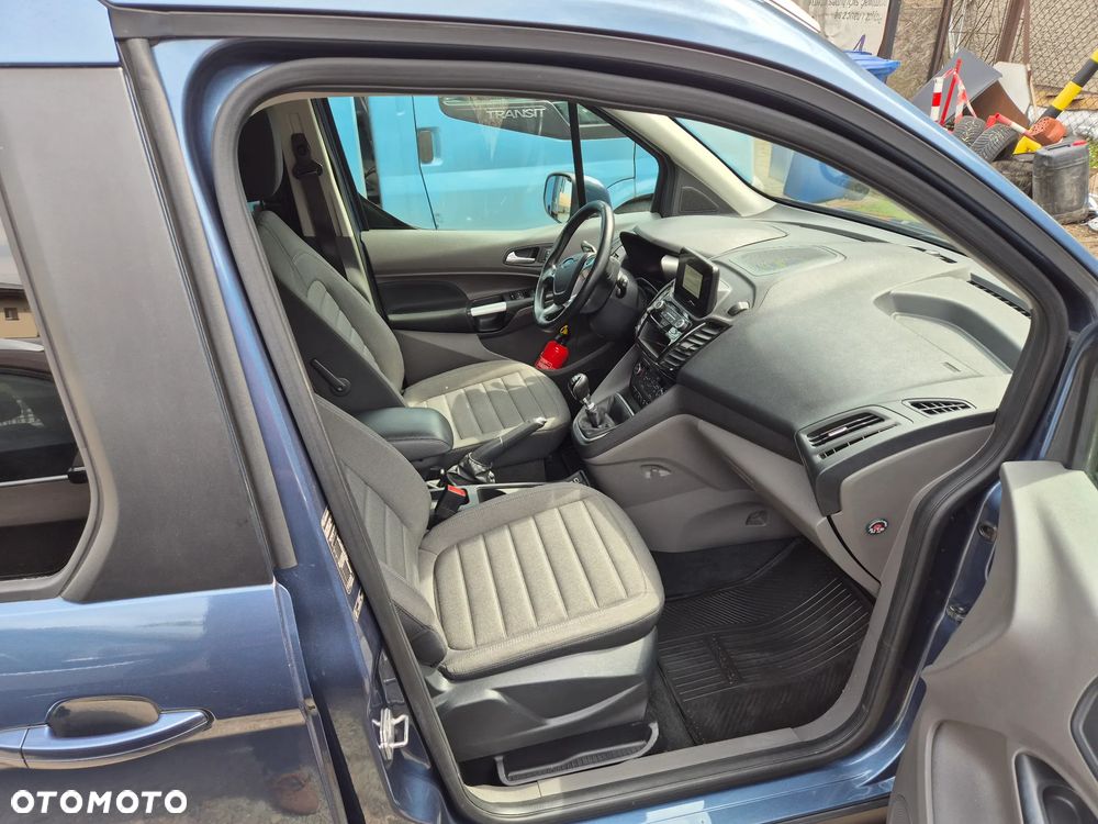 Ford Tourneo Connect Grand - 10