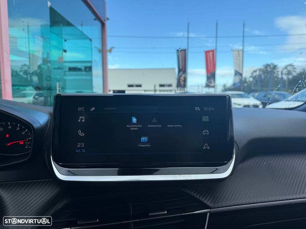 Peugeot 2008 1.2 PureTech Style - 18