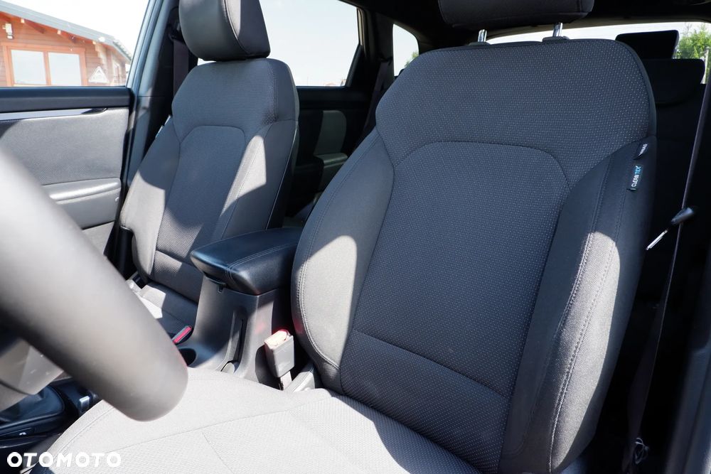 Kia Carens 1.7 CRDi XL - 27