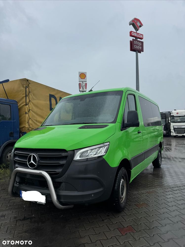 Mercedes-Benz Sprinter - 1