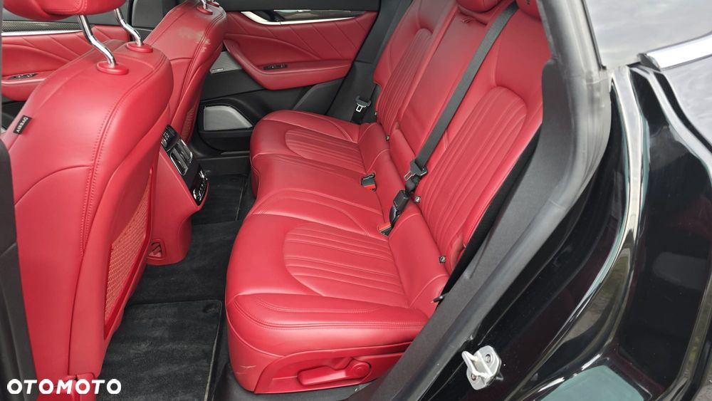 Maserati Levante S Q4 GranSport - 25
