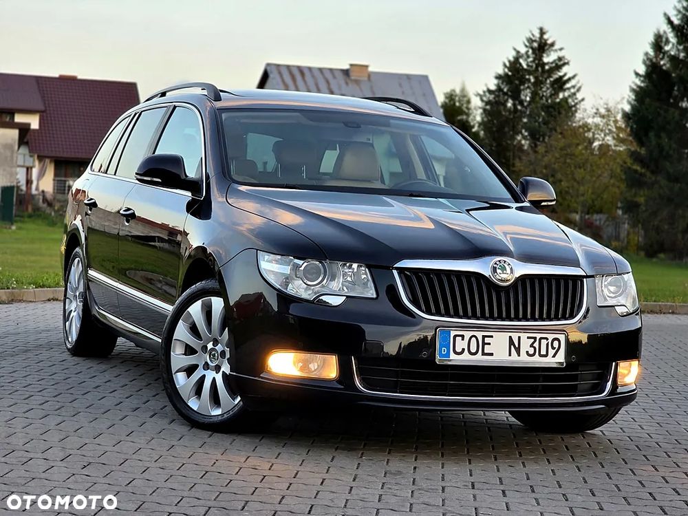 Skoda Superb Combi 2.0 TDI DSG Exclusive - 12