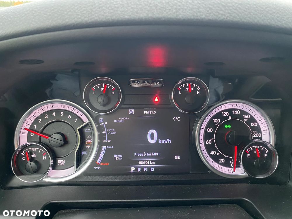 Dodge RAM 5.7 4x4 - 15