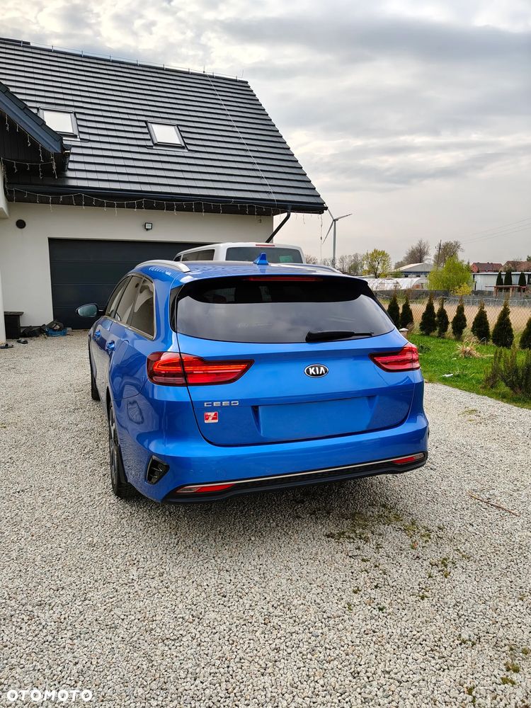 Kia Ceed 1.4 T-GDI L Business Line Plus - 4