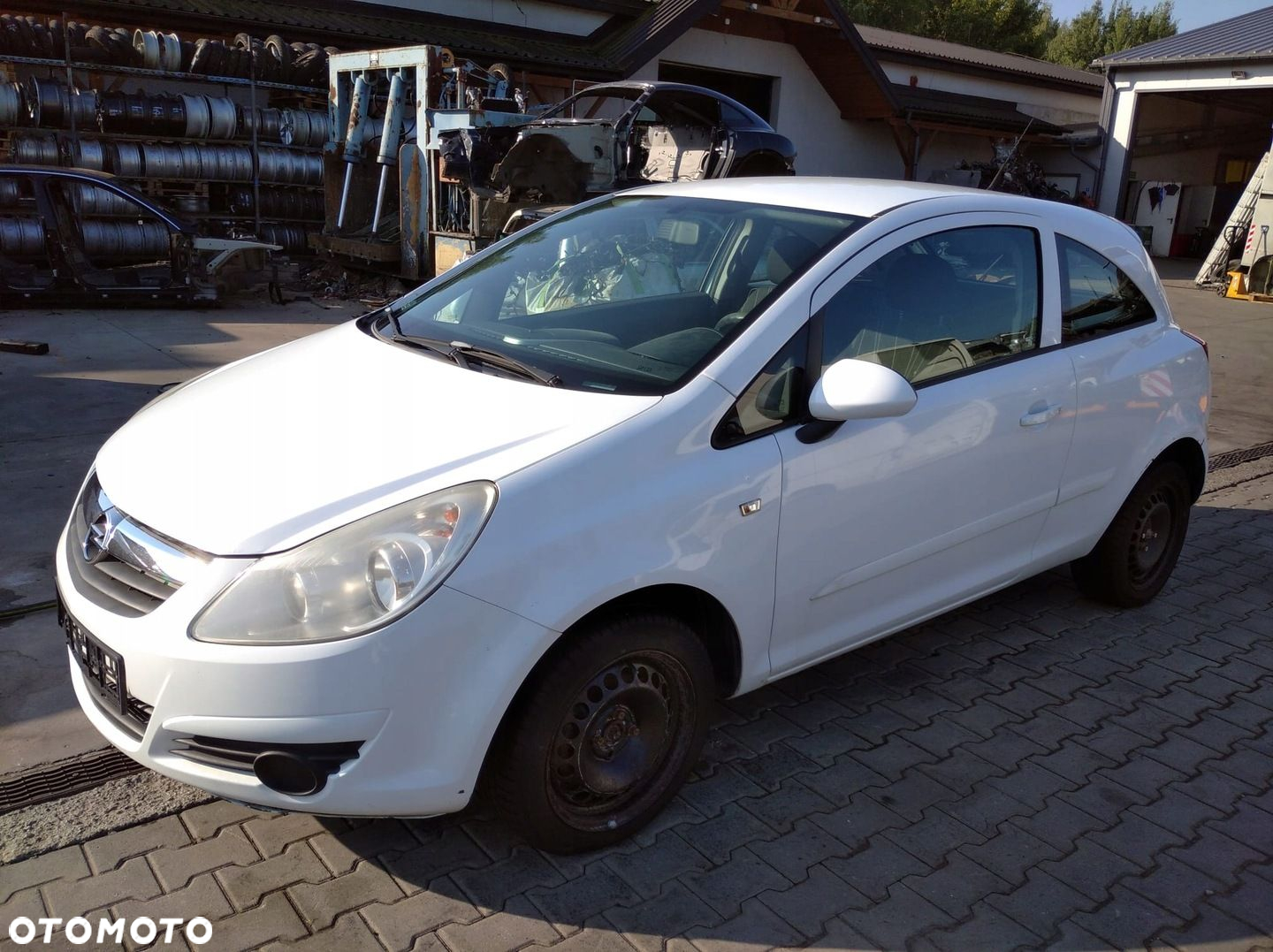 OPEL CORSA D S07 BIAŁY BŁOTNIK PRZÓD LEWY Z10U / Z474 - 15