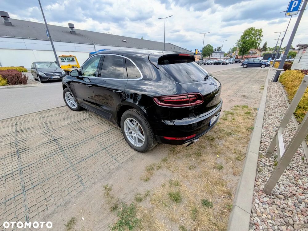 Porsche Macan - 3