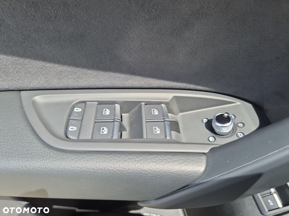 Audi Q5 50 TFSI e Quattro S Line S tronic - 14