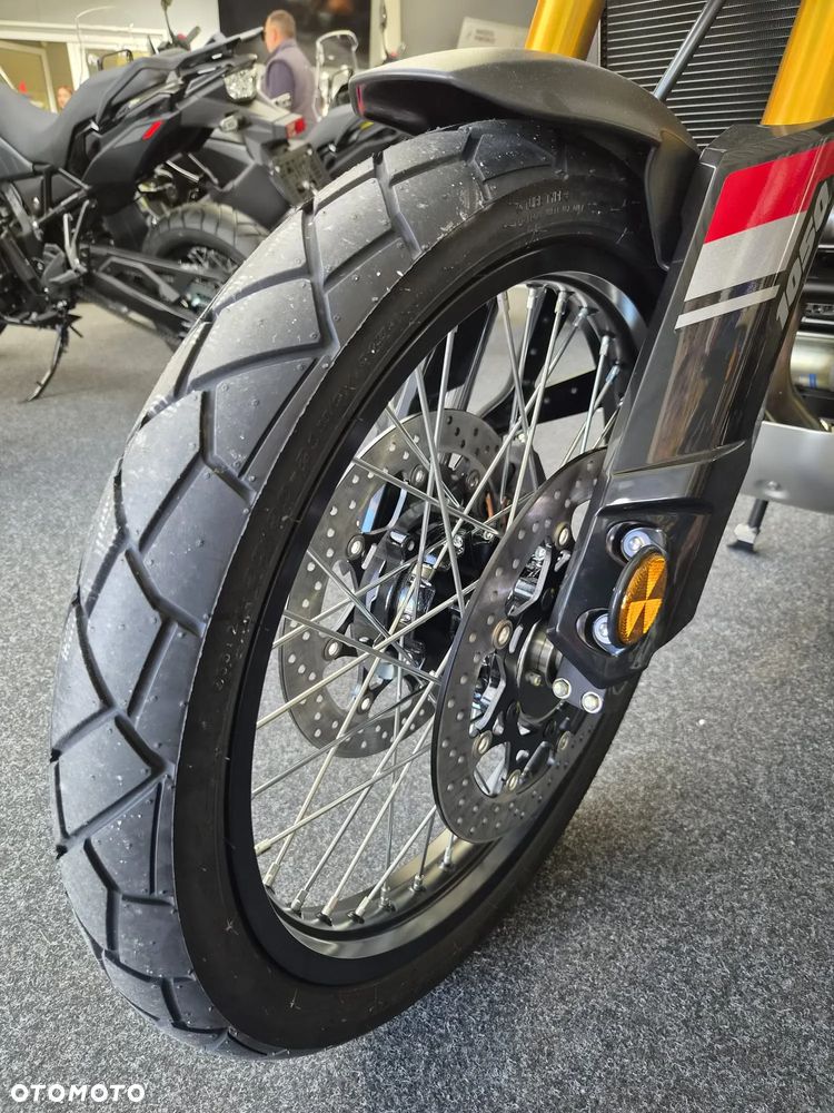 Suzuki V-STROM - 3