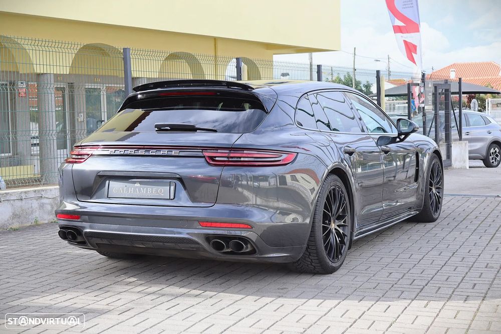 Porsche Panamera Sport Turismo 4 E-Hybrid - 3