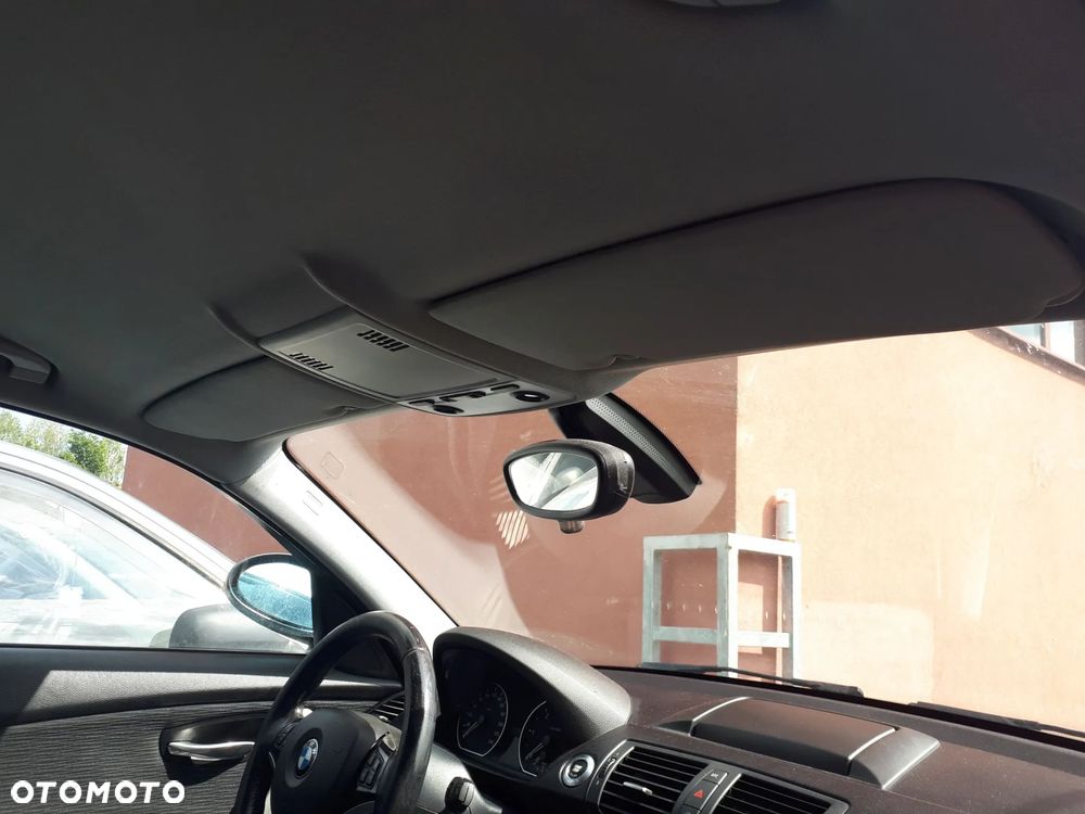 BMW 1 E87 07-11 LIFT KLAPKA WLEWU PALIWA 668/9 SCHWARZ 2 - 28