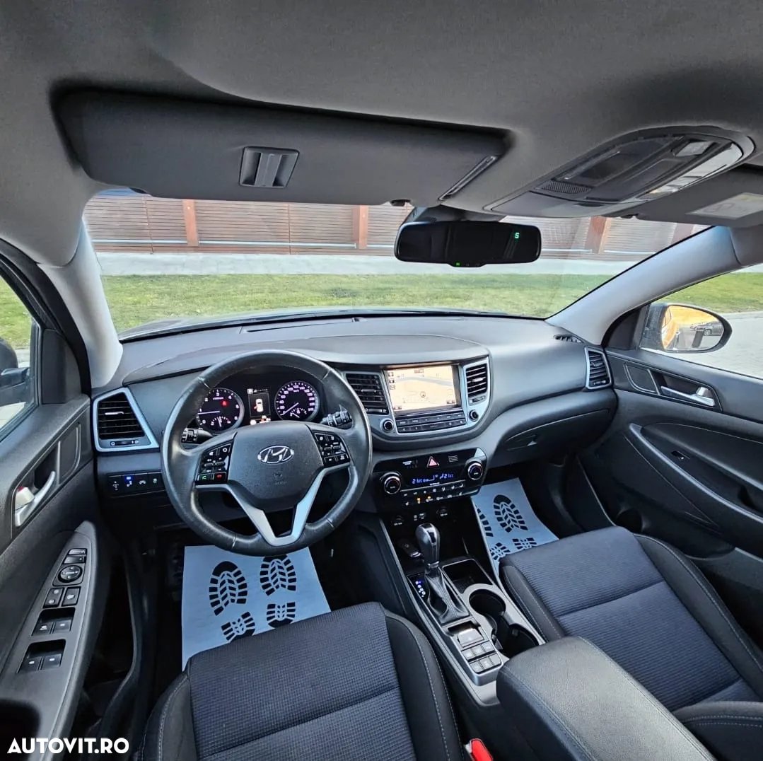 Hyundai Tucson 2.0 CRDI 4WD 8AT Luxury - 8