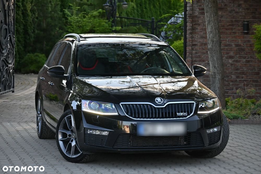 Skoda Octavia 2.0 TDI DSG RS - 5