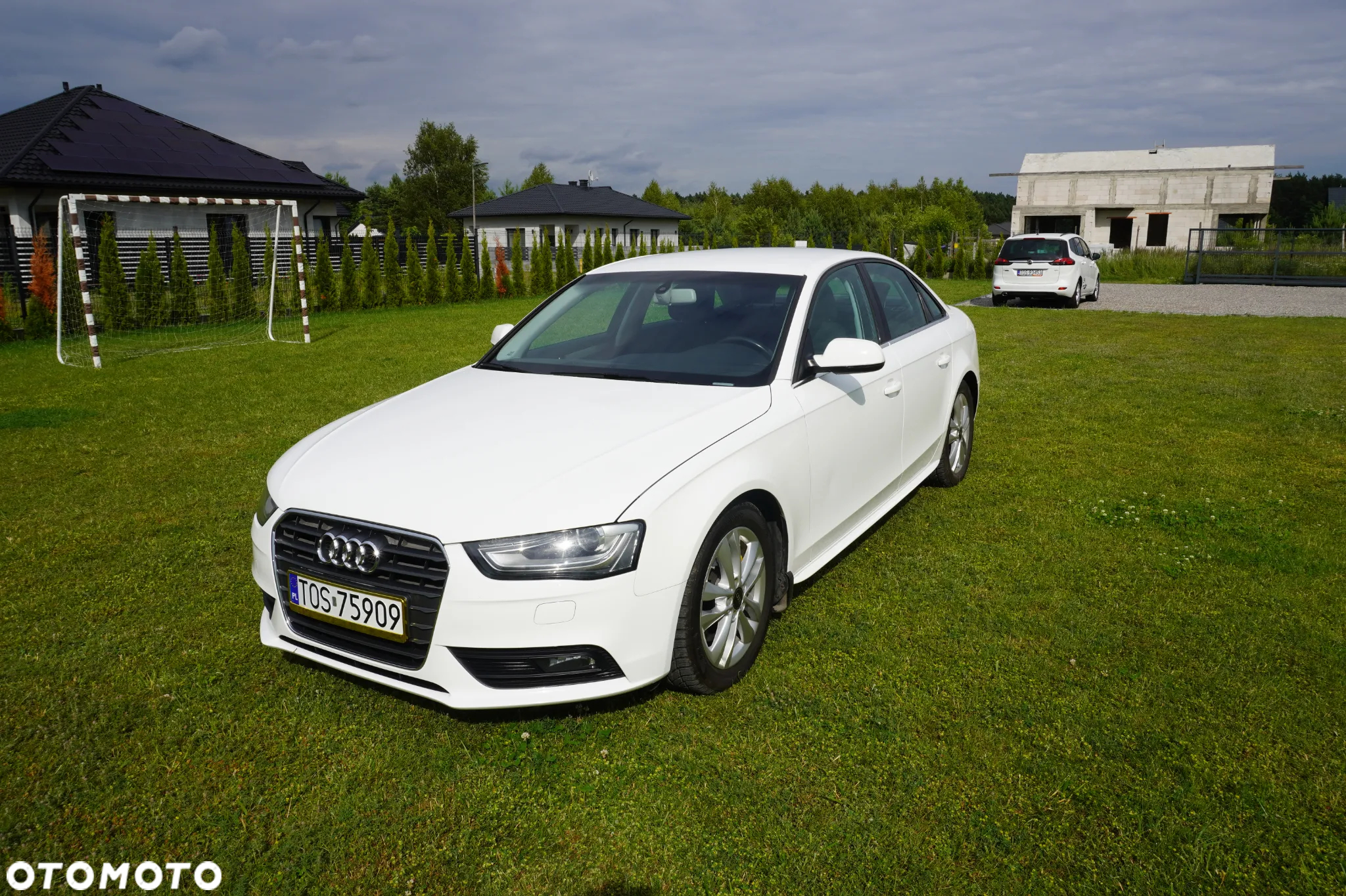 Audi A4 2.0 TDI ultra DPF Attraction - 13
