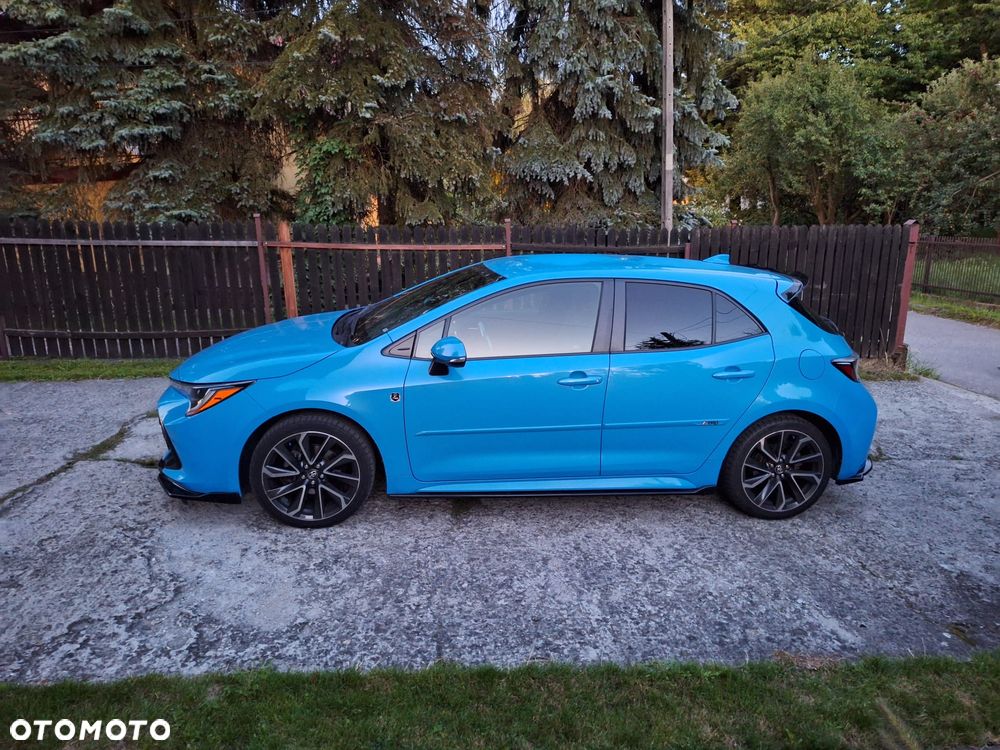 Toyota Corolla - 10