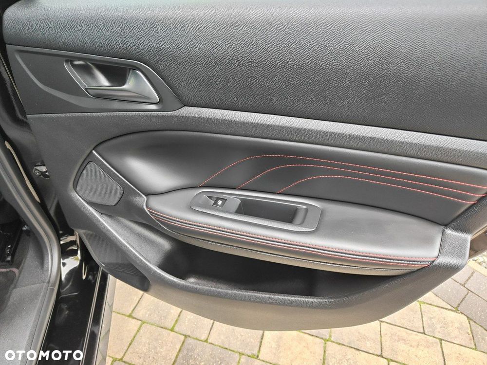 Peugeot 308 - 26