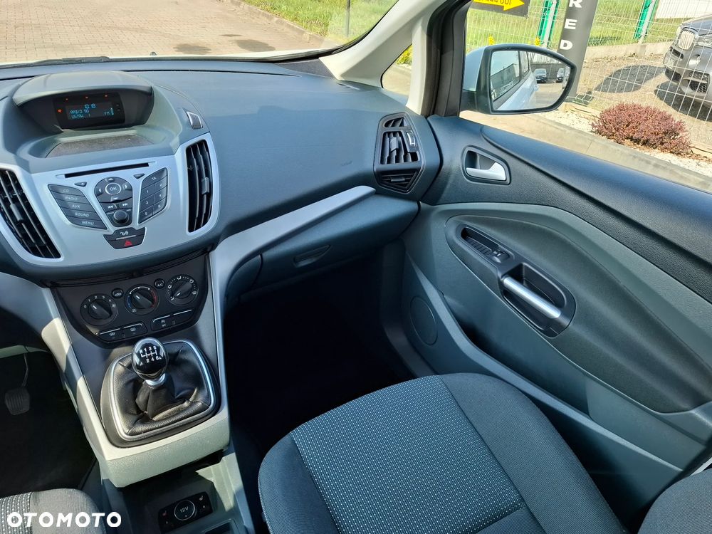 Ford C-MAX - 12