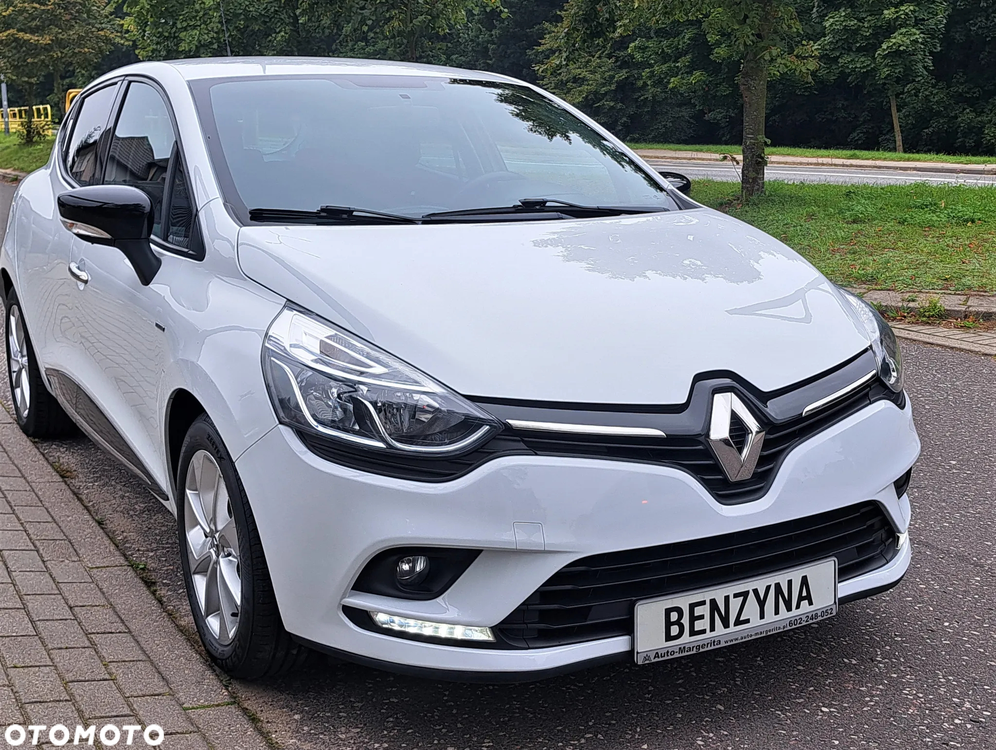 Renault Clio 1.2 16V Limited - 13