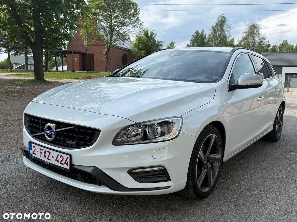 Volvo V60 D4 Drive-E R-Design Summum - 13