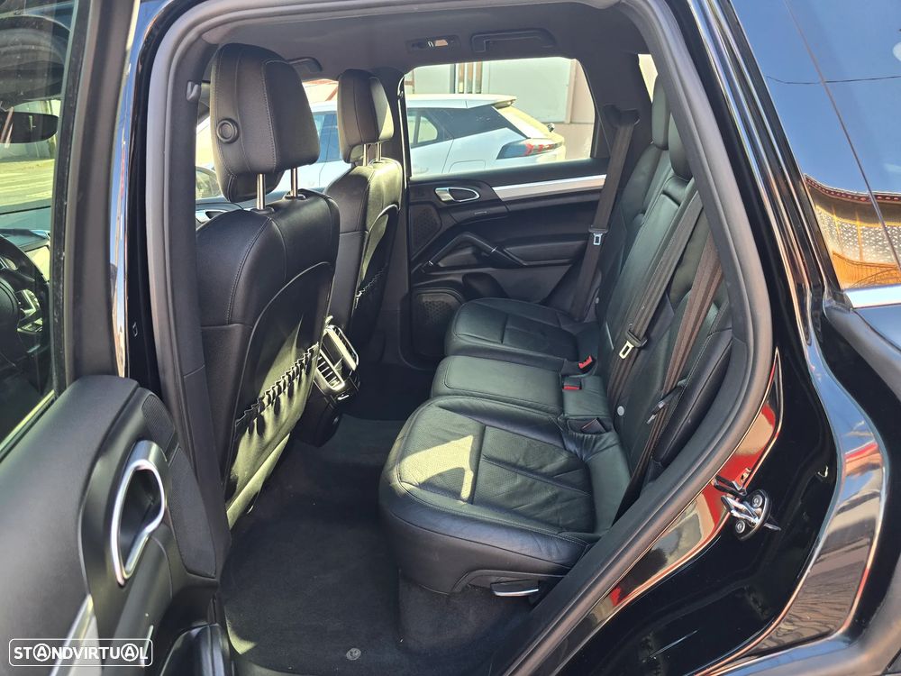 Porsche Cayenne 3.0 V6 - 21