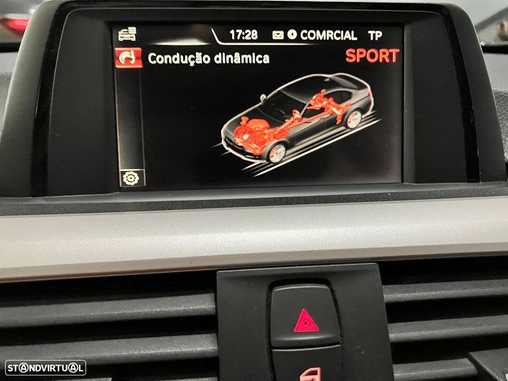 BMW 330 e iPerformance - 36