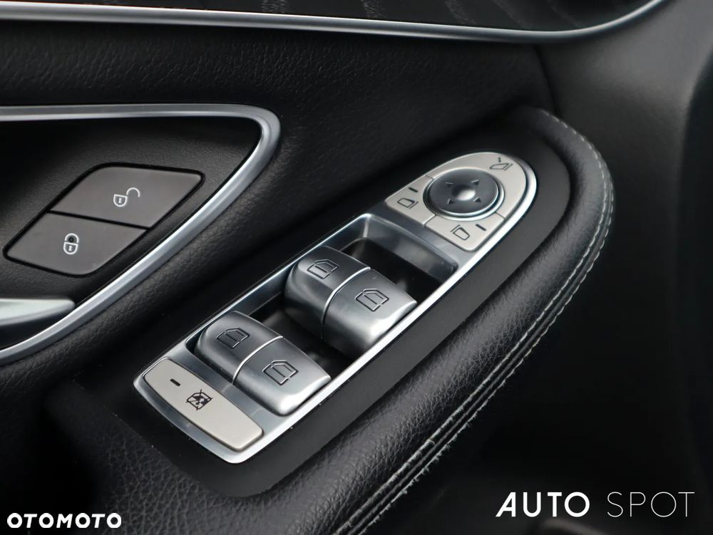 Mercedes-Benz GLC 220 d 4Matic 9G-TRONIC - 18