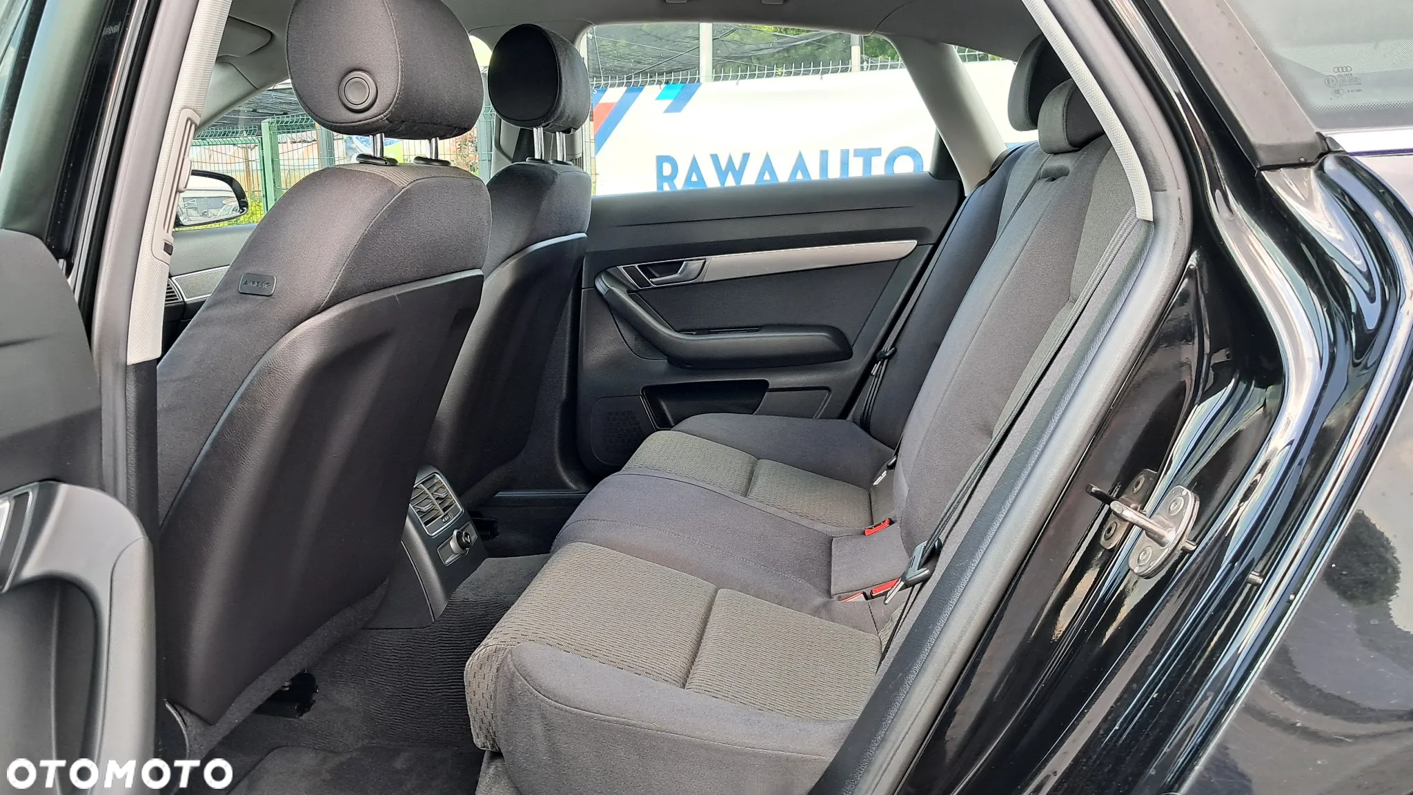Audi A6 2.4 Multitronic - 7