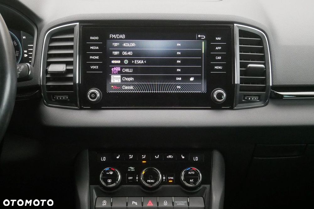 Skoda Karoq 1.5 TSI ACT Selection DSG - 10