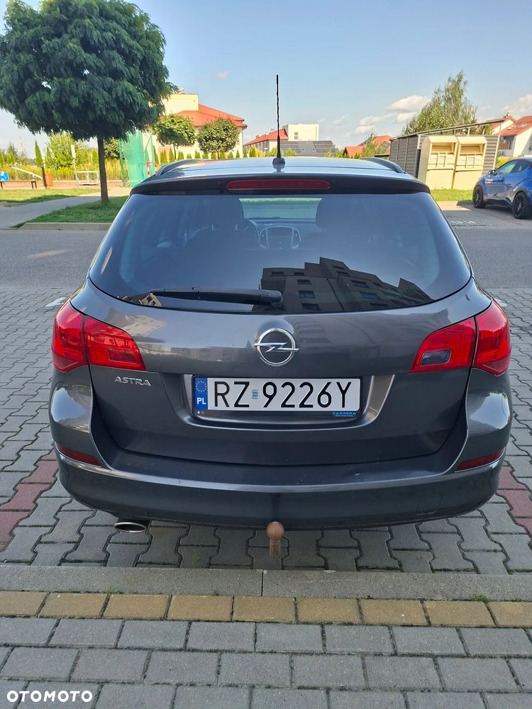 Opel Astra 1.4 Turbo - 5