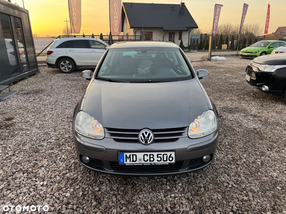 Volkswagen Golf - 17