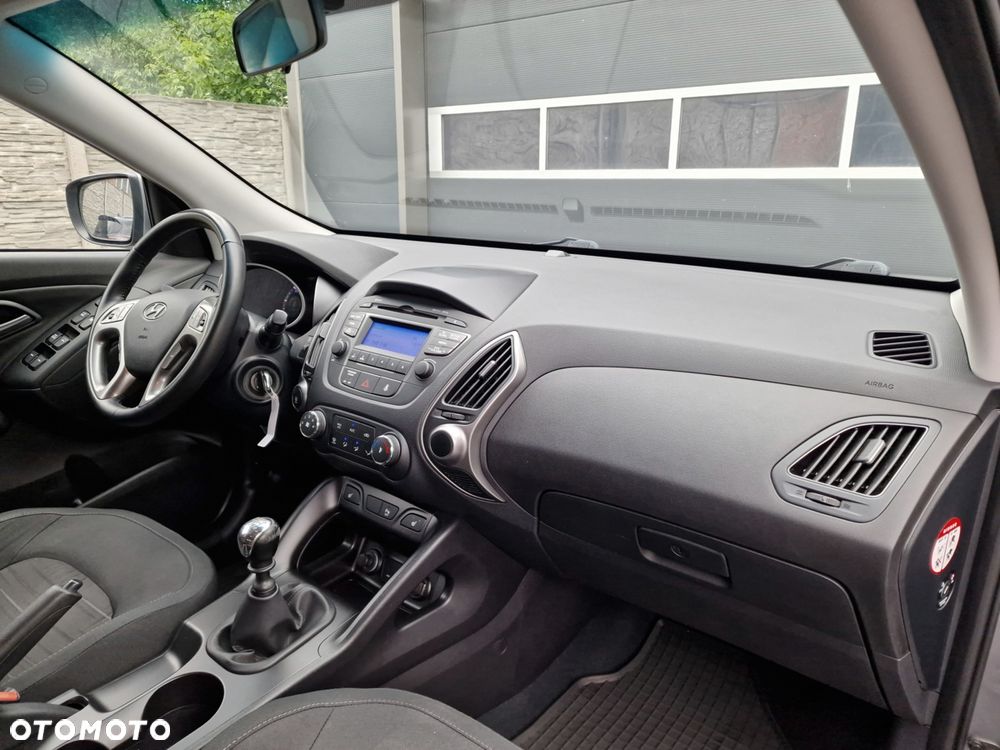 Hyundai ix35 1.7 CRDi 2WD blue Style - 22