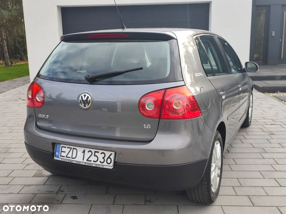 Volkswagen Golf 1.6 Goal - 14