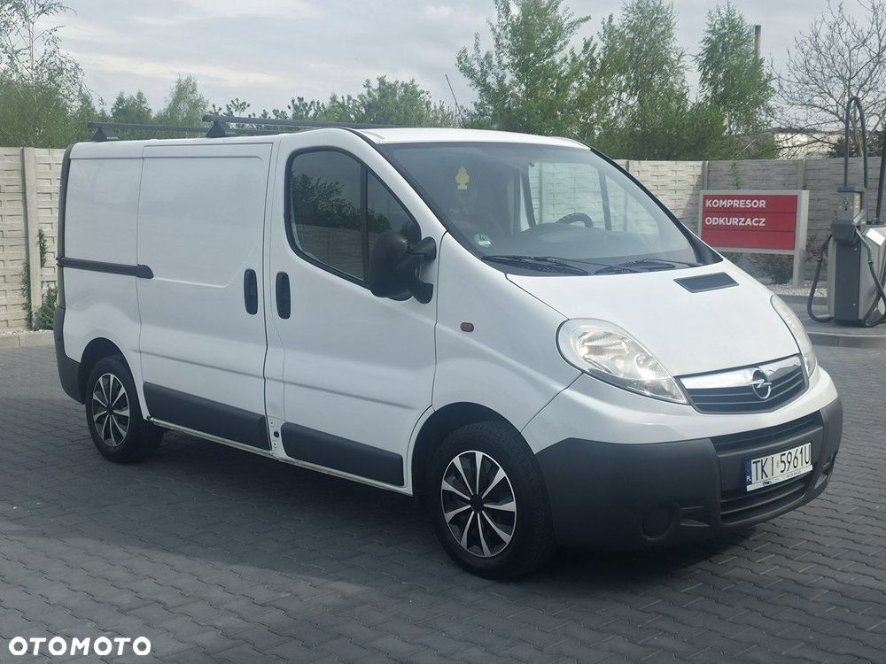 Opel Vivaro - 2