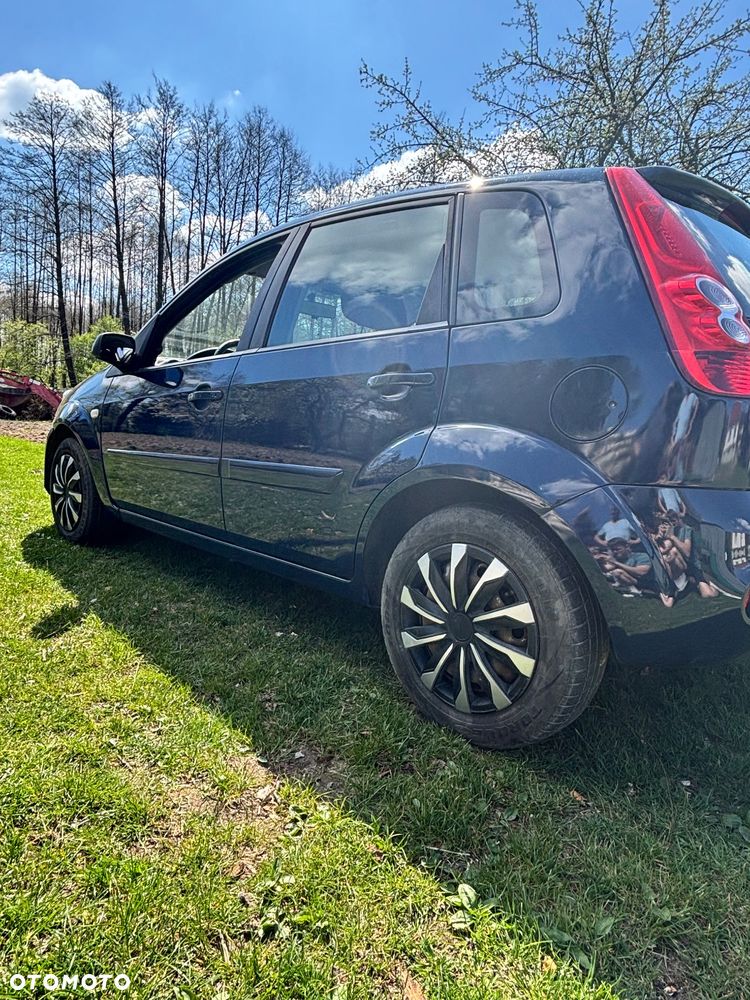 Ford Fiesta - 5