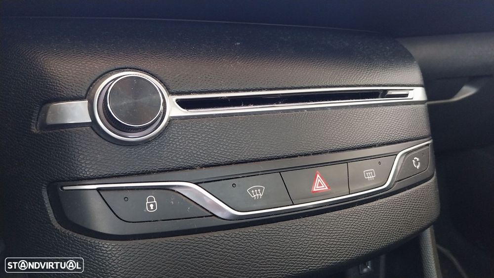 Peugeot 308 1.2 PureTech GT Line - 10