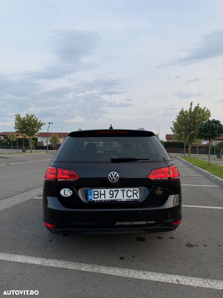 Volkswagen Golf 1.6 TDI DPF Trendline - 5
