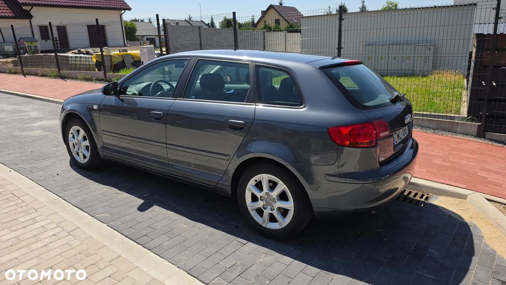 Audi A3 Sportback 1.6 Ambition - 1