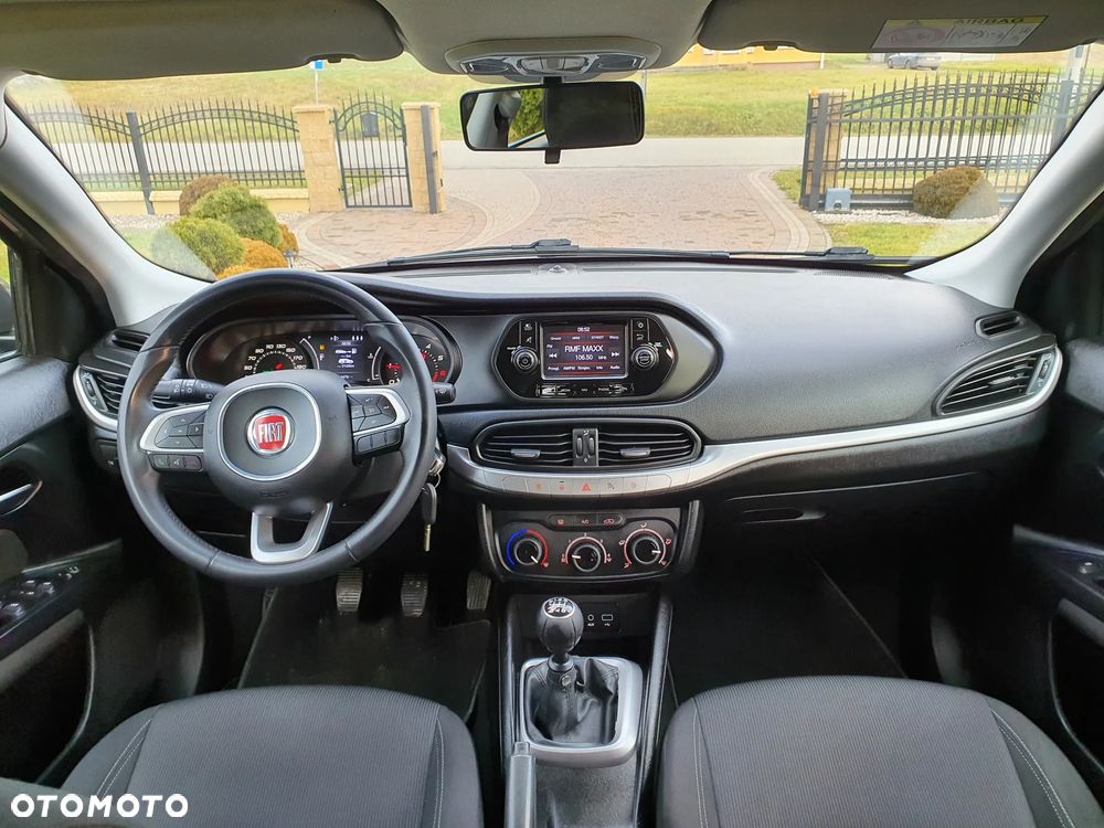 Fiat Tipo 1.4 T-Jet Business Line - 26