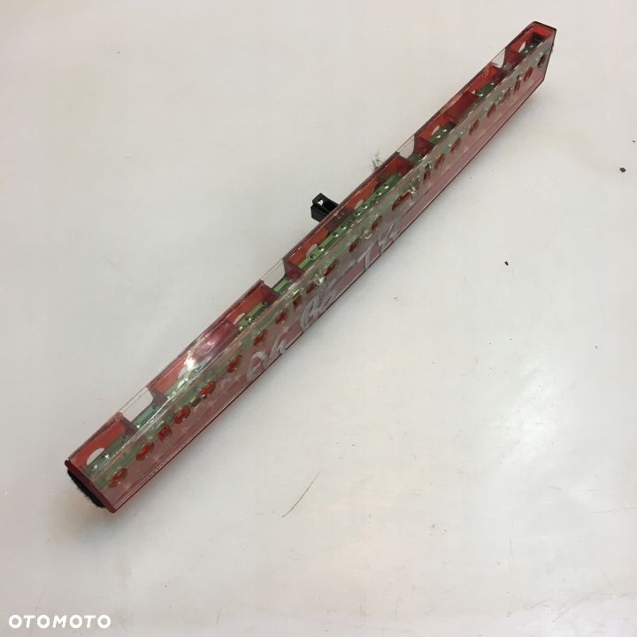 TRZECIE ŚWIATŁO STOP AUDI A4 B6 8E5945097C OK - 4