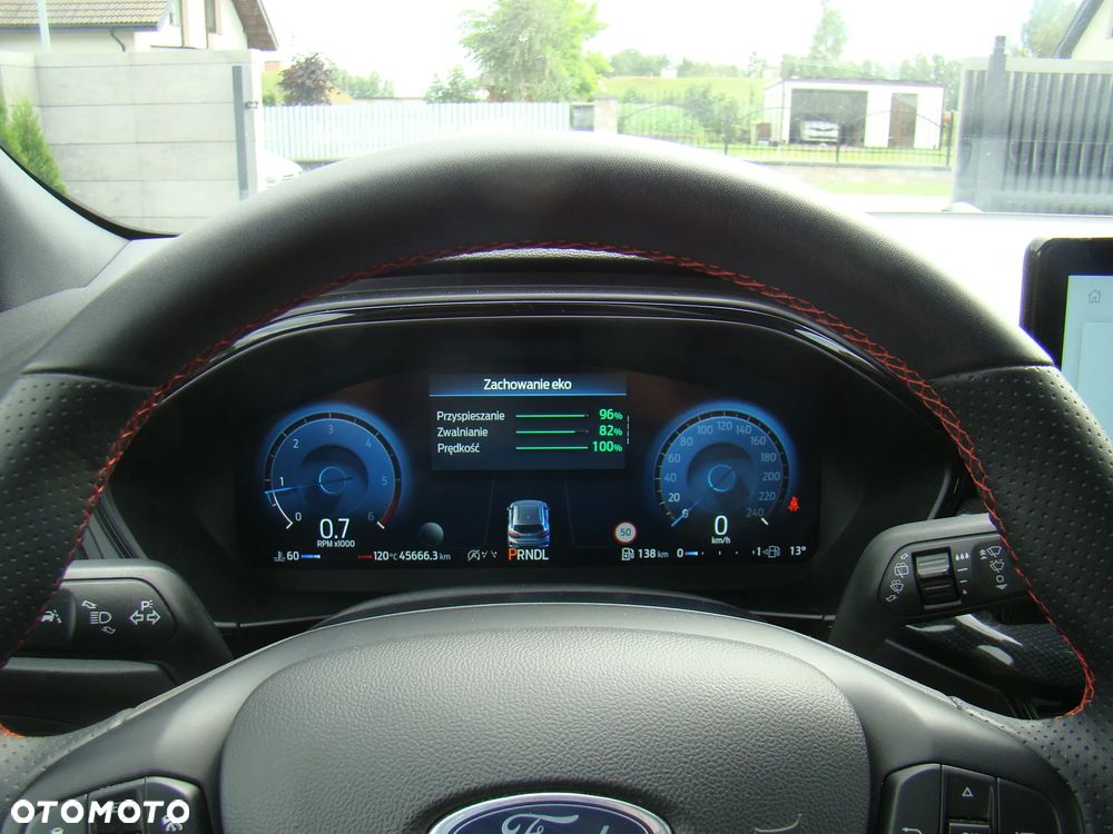 Ford Focus 1.5 EcoBlue STart-Stopp-System ST-LINE X - 26