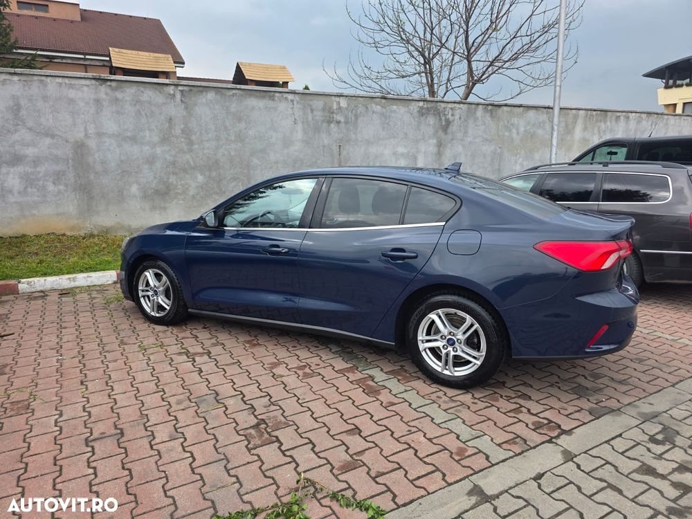 Ford Focus - 3