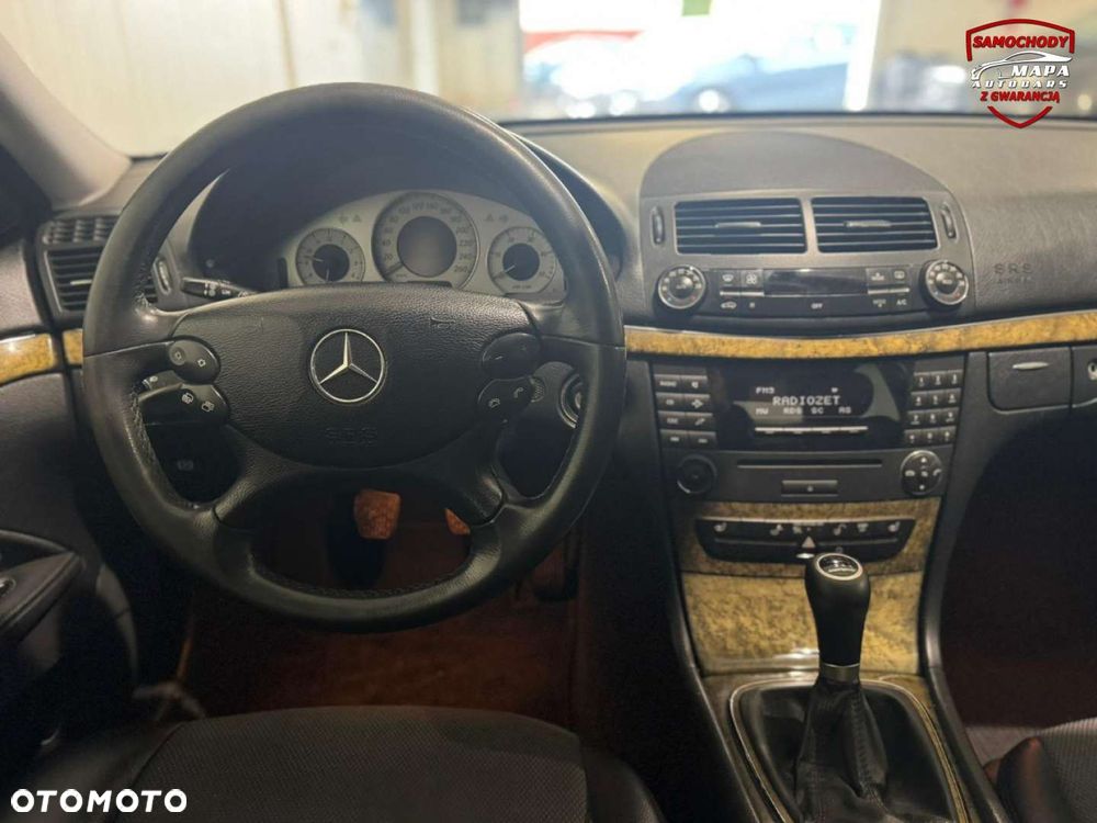 Mercedes-Benz Klasa E - 21