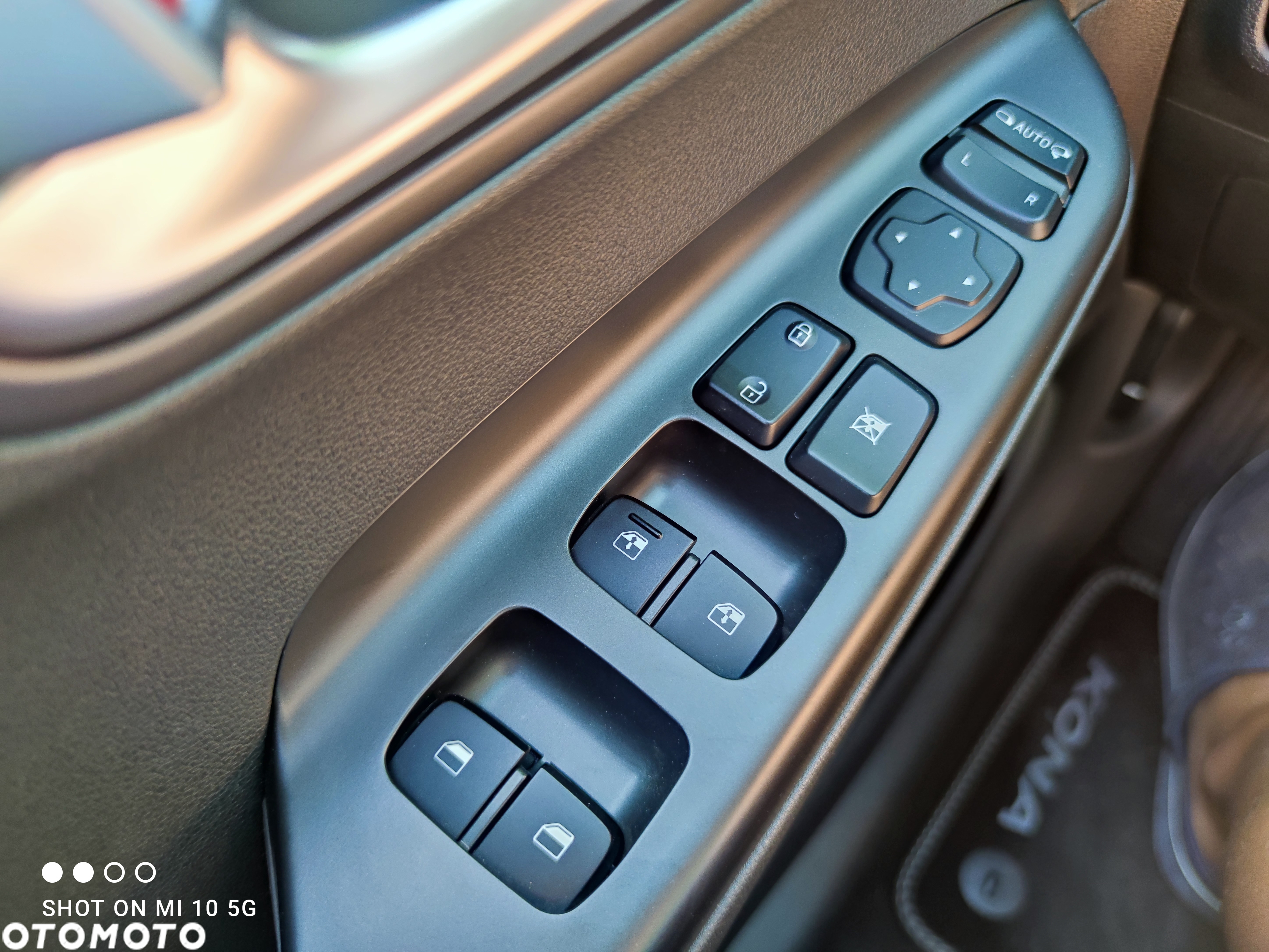 Hyundai Kona Electric 39kWh Premium - 31