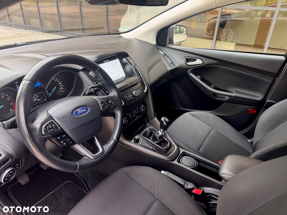 Ford Focus 1.0 EcoBoost Start-Stopp-System TITANIUM STYLE - 14